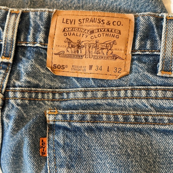 LEVI’s Vintage 505 Jeans - Picture 5 of 6